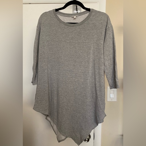Soft Joie Asymmetric Hem Pullover Size XS - Picture 1 of 5